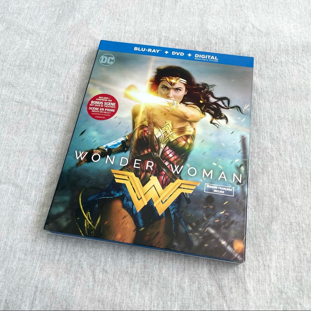 Wonder Woman Blu-Ray + DVD Set Movie Film 2017 Release